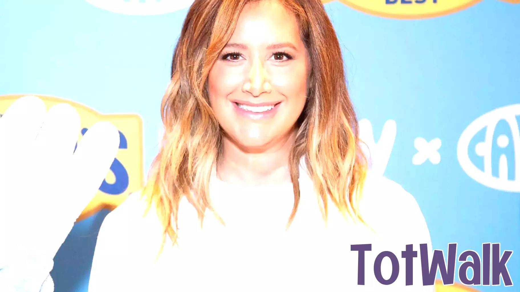 Ashley Tisdale To Star in CBS Co-Parenting Comedy You’re Only Young Twice
