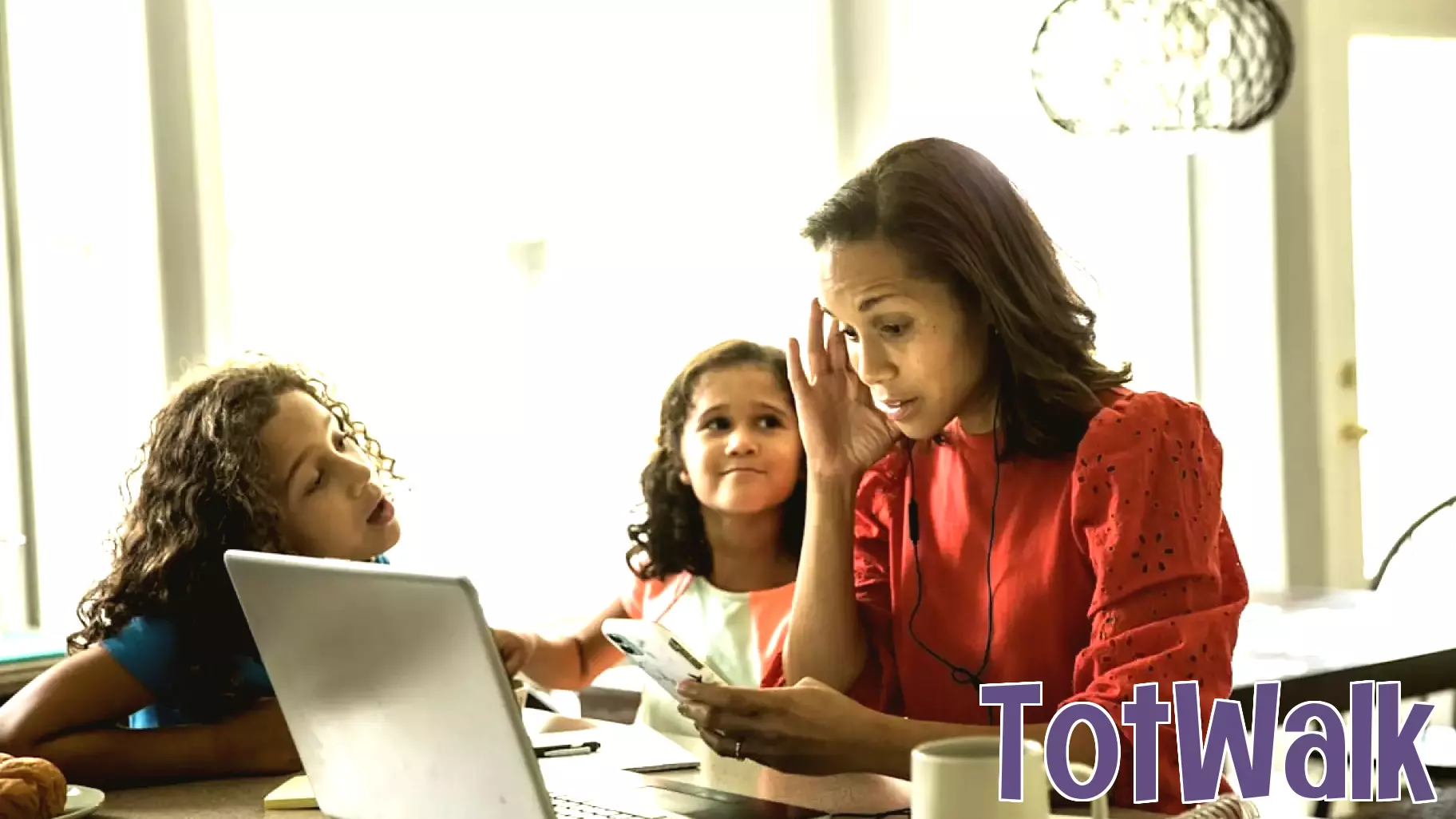 Balancing Parenting and Work: Insights from Psychologists