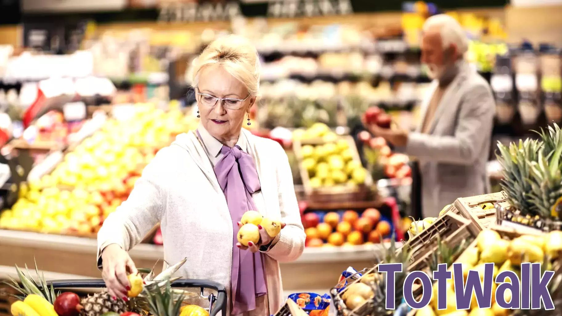 Elderly Shopper's Outburst Sparks Controversy in Grocery Store