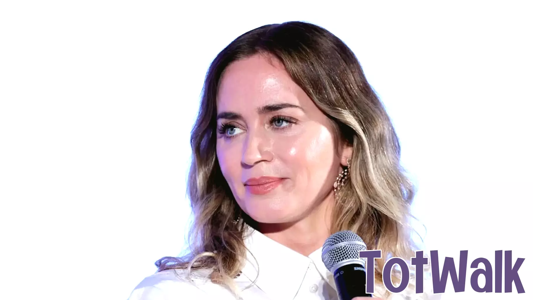 Emily Blunt Opens Up About the Challenges That Influenced Her Parenting Approach